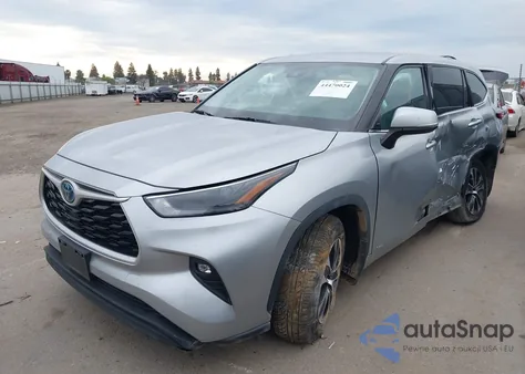 2022 Toyota Highlander Hybrid Le z USA, uszkodzony, nr VIN 5TDBBRCH3NS550161